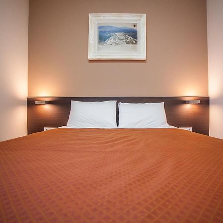 Hotel Terminus พอดโกริกา ภายนอก รูปภาพ