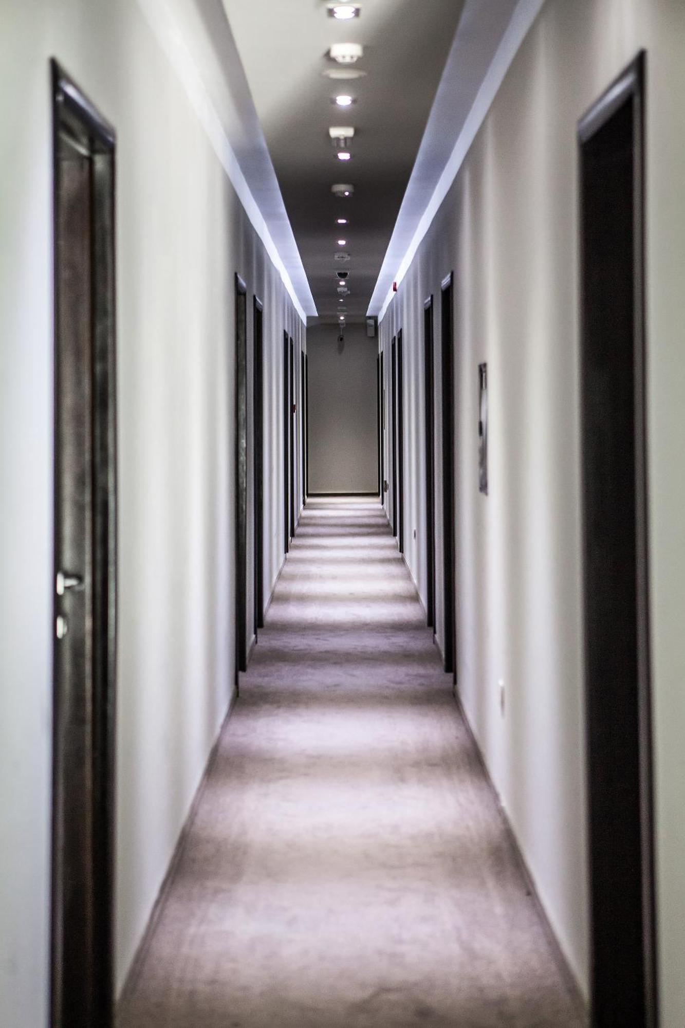 Hotel Terminus พอดโกริกา ภายนอก รูปภาพ
