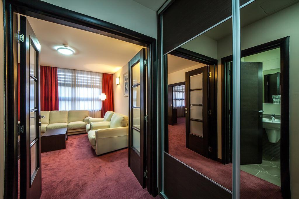 Hotel Terminus พอดโกริกา ห้อง รูปภาพ